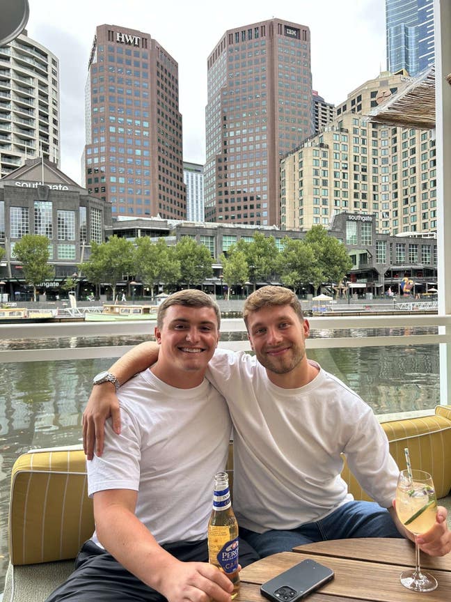 Male only double room wanted! Main Photo