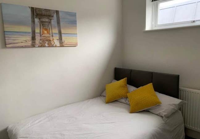 Room available in flat Main Photo