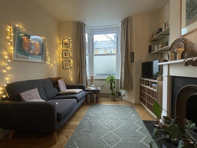 Entire Flat w/garden! (Short term) Main Photo