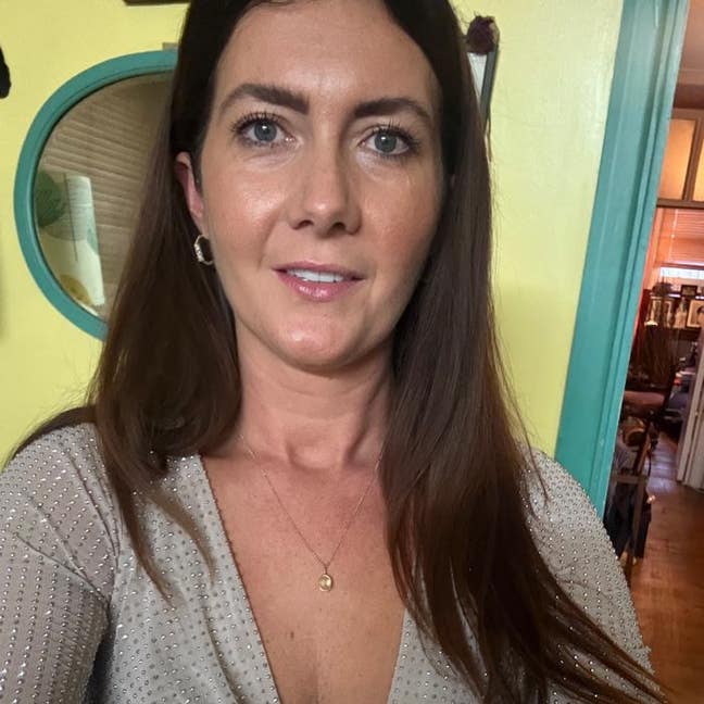 Hi, I’m Una!  I’m a 37-year-old professio... Main Photo