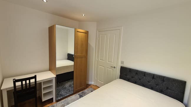 Nottingham Room to let £120/week inc. bills Main Photo