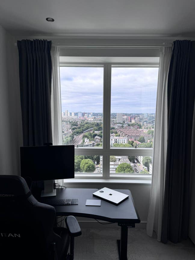 Clapham Junction New Build Penhouse Double Room  Main Photo