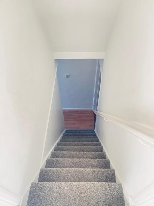 Double bedroom in shared house Main Photo