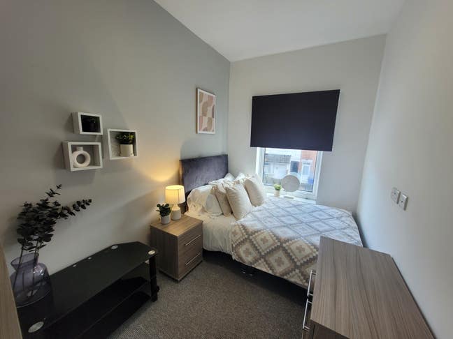 Affordable Luxury Room near Centrum 100 & Hospital Main Photo
