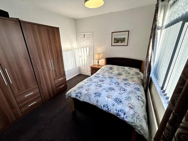   1  Bedrooms    Available    Females  Preferred Main Photo