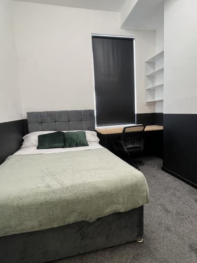 🚿 En-Suite Rooms - Ideal Location 📚 📍  Main Photo