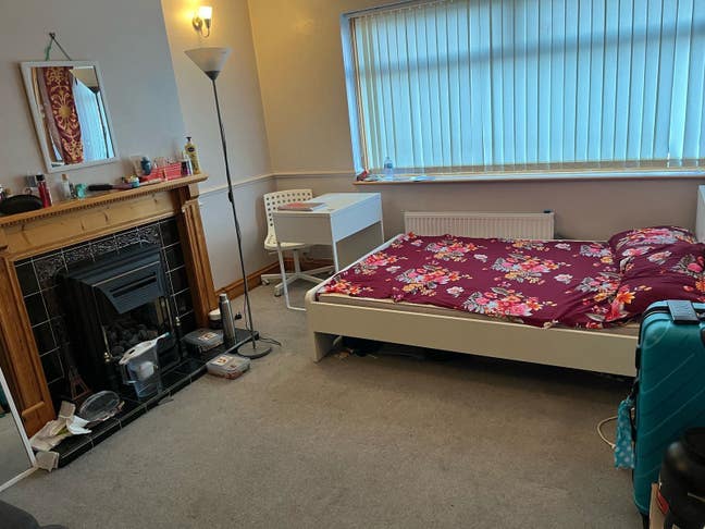Lovely Double bed room for rent Main Photo