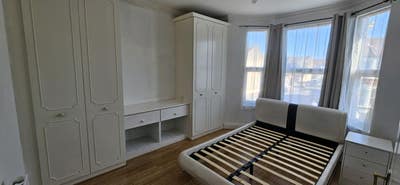 &pound;695 - Double room clean house Main Photo