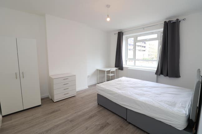 Move-In Ready Rooms in Shepherd's Bush – Act Fast! Main Photo