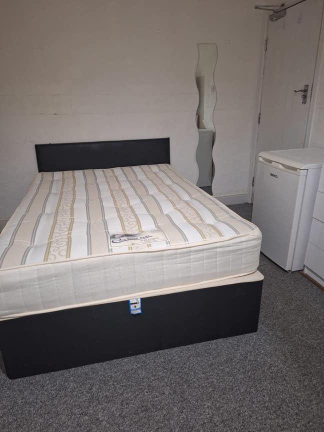 Cozy room in Hall Green,good for Shirley,bills inc Main Photo