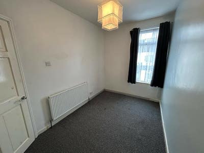 House  Main Photo