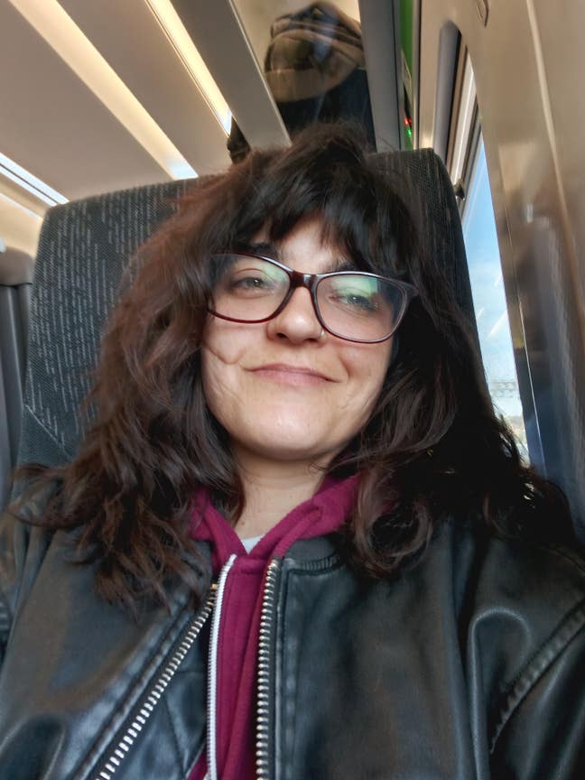 DSS acomdation in London wanted Main Photo