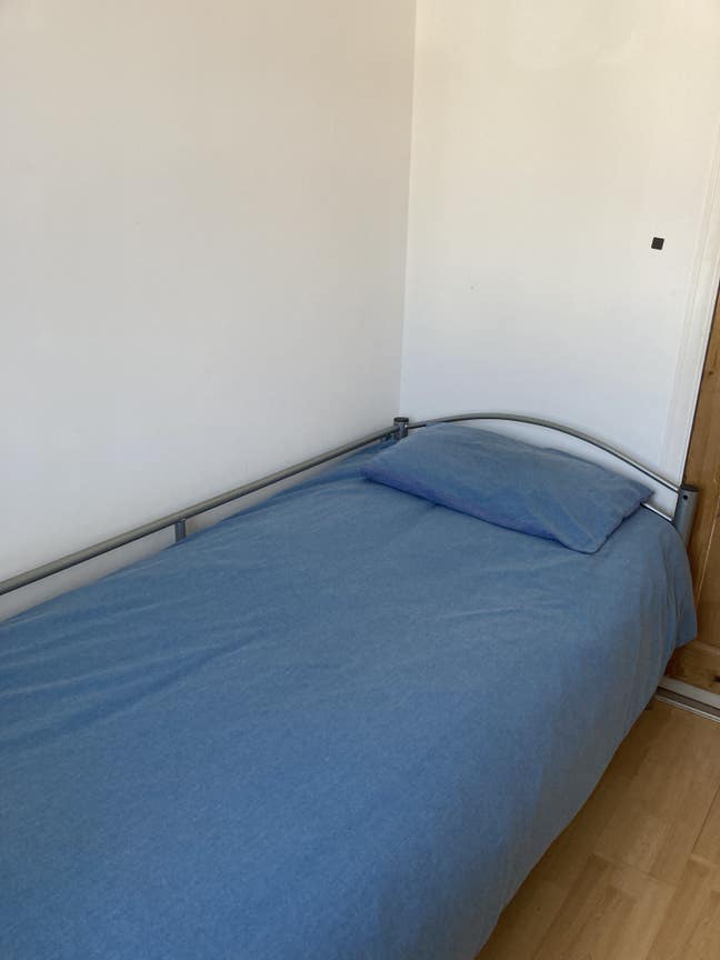 Cosy single room available to rent for 2 months  Main Photo