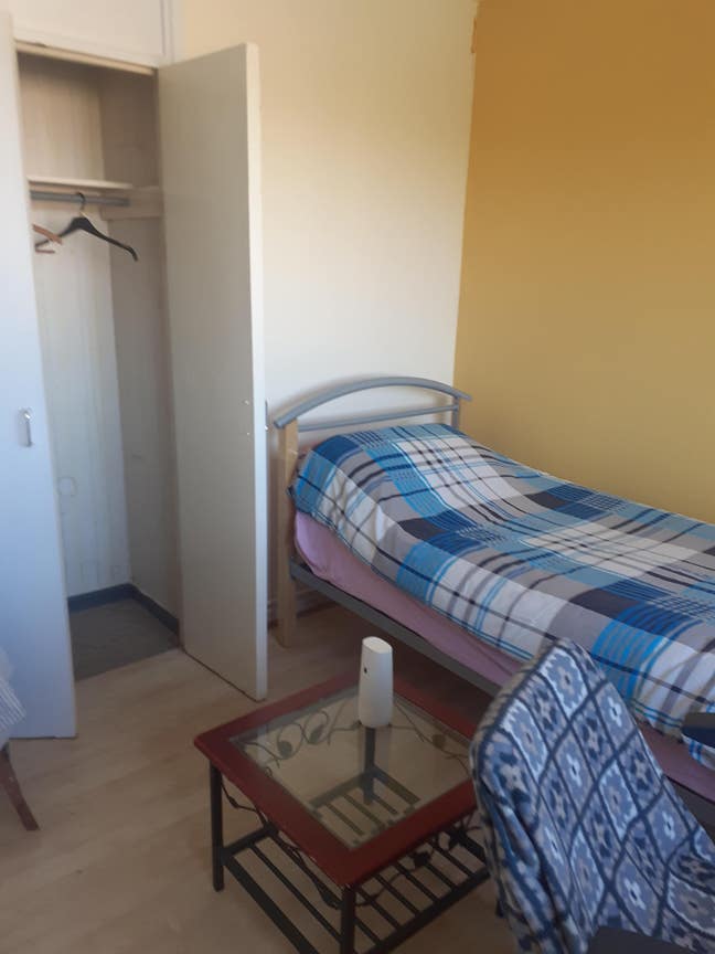 Single room in a shared flat Main Photo