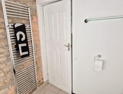 Studio room  fully furnished Main Photo