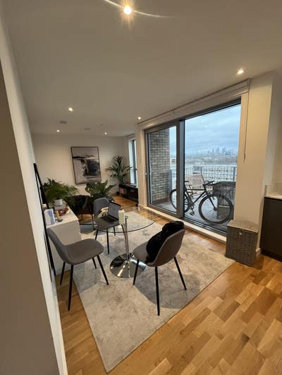 Fully Furnished Room for Rent in Battersea  Main Photo