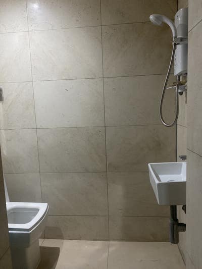 1 small double flat Main Photo