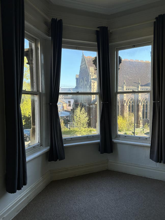 Bright and spacious One Bedroom Flat Main Photo