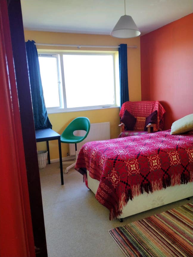 Lovely Large Room ( Single Occupancy only ) Main Photo