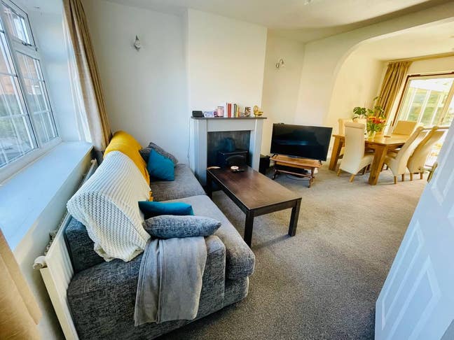 Bright Double Room, Great Location for Warwick Uni Main Photo
