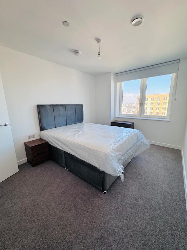 Comfort in London 😇 Main Photo