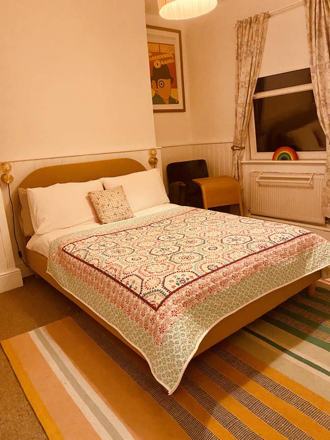 Weekends Only - Lovely Double Room Main Photo