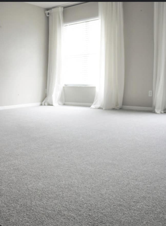 Double bedroom available  Main Photo