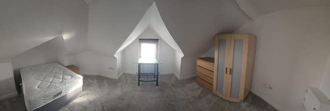 Very large double room available in BH8 Main Photo