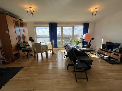 Great Sized 1 Bed Flat on Rotherhithe Street  Main Photo