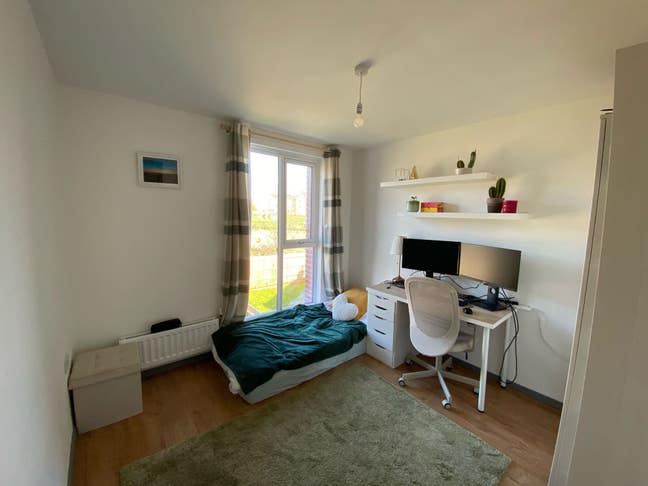 Single Room for Rent – Ideal for a Quiet, Working  Main Photo