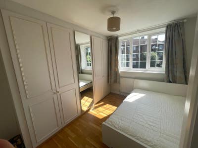 Spacious and Bright Double Bedroom in Wandsworth  Main Photo