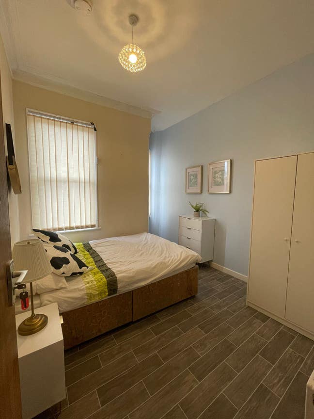 Available Room in New Basford Main Photo
