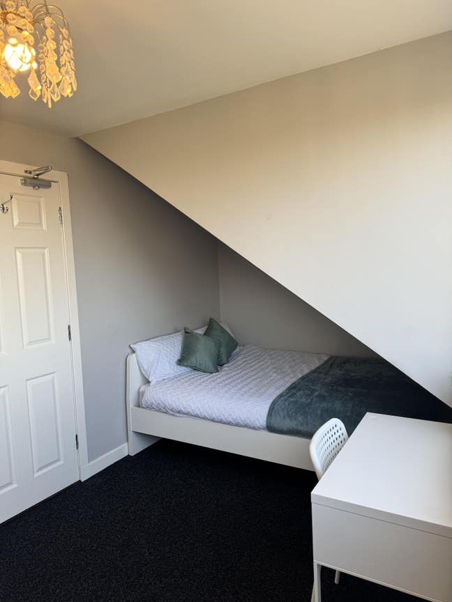 Large Double Room £179 Pw All Bills Inc Main Photo