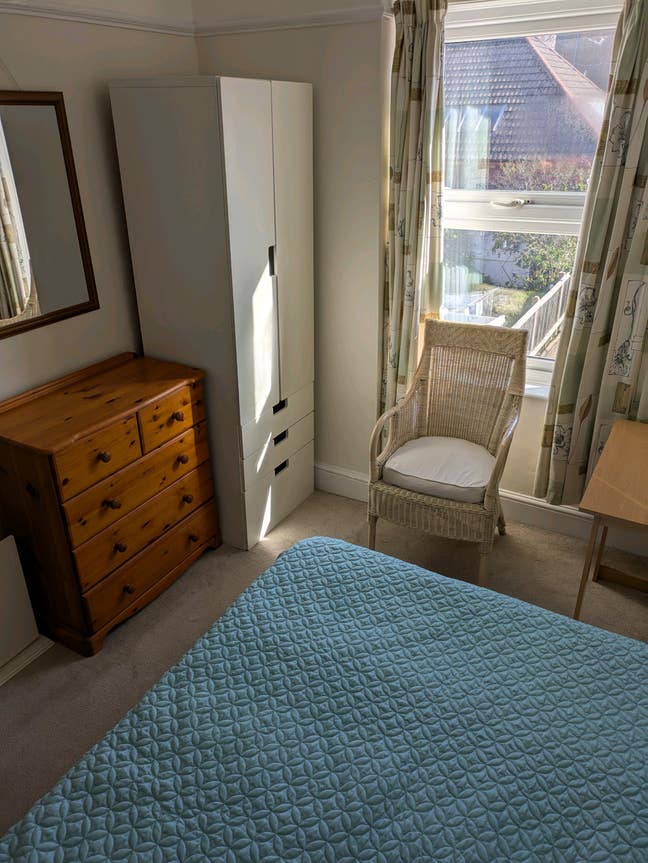 Southsea - Double Room - Female Preferred Main Photo