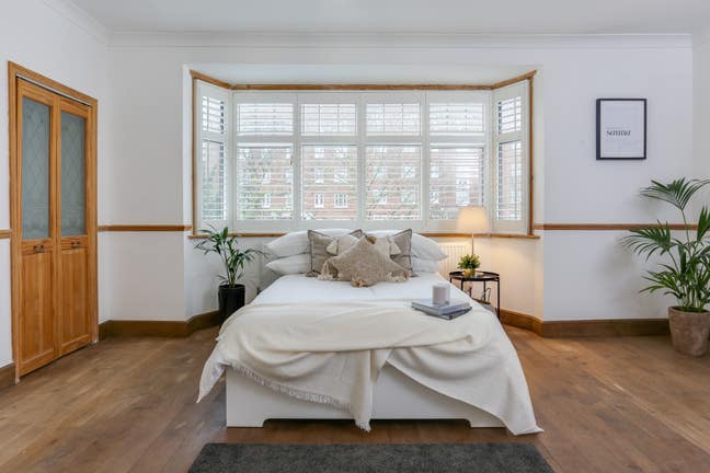 Very Large Room Close to Station, Denmark Hill Main Photo