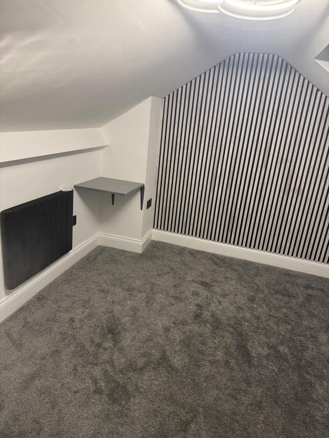 Brand New Loft Room  Main Photo