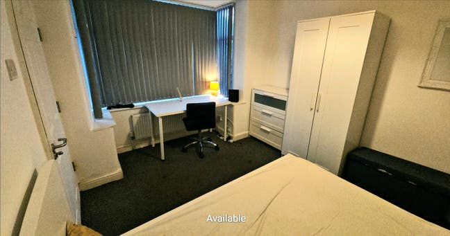 Rooms 2 baths,BILLS INC,Salford,uni,city tram Main Photo