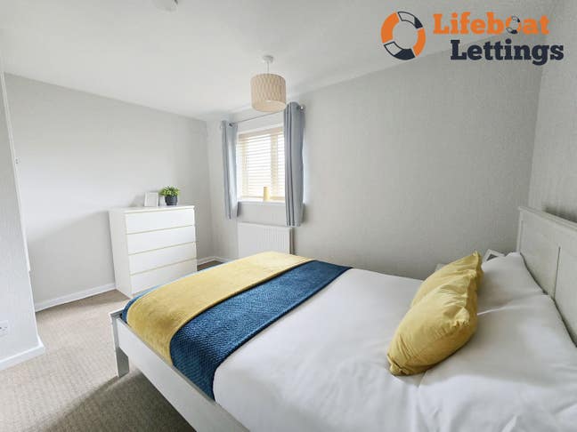 Furnished Double Bedroom with all bill inc Main Photo