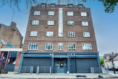 A stunnning 2 double bedroom apartment in Euston Main Photo