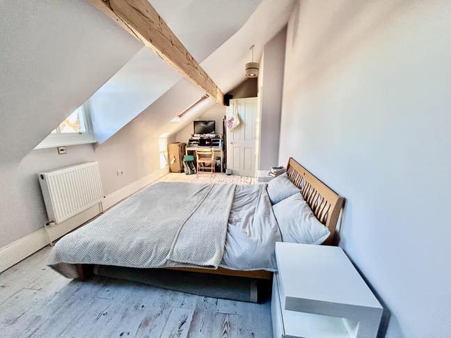 Double Rooms/own floor in Kings Heath House Main Photo