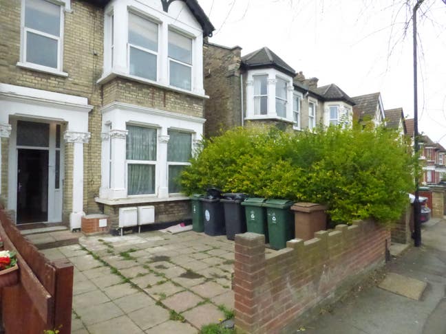 Fantastic modern Studio flat, Leytonstone E11 Main Photo