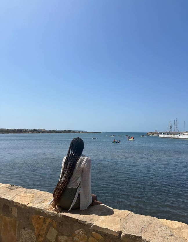 Looking for room with en-suite!  Main Photo