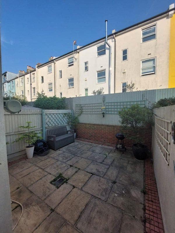Single room in central Brighton Main Photo