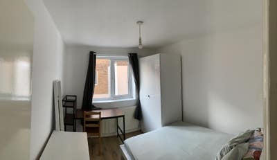 Double room SW available now  Main Photo