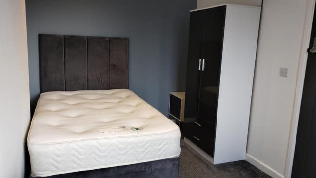 1 Room Luxury Shared House Close Cmk & Mkstn  Main Photo