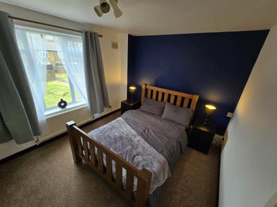 Spacious Double Room or Rent in Woolwich SE187HD  Main Photo