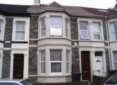 Large double bedroom with en suite shower  Main Photo