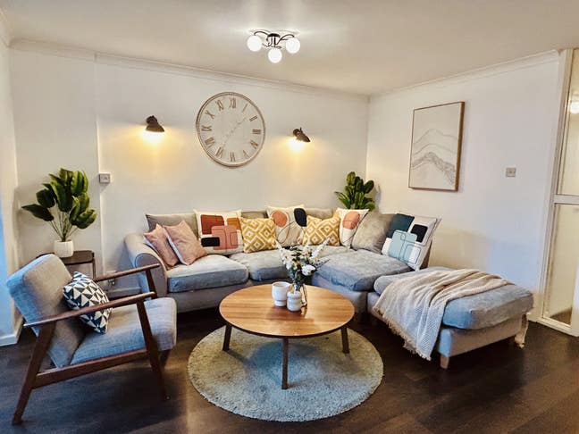 4 Bed End Terrace, Onslow Close, W10 Main Photo