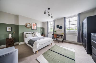 Stunning Double bedroom in Kings Cross Main Photo