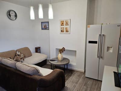 Clean and Well Looked After Double Bedrooms Main Photo